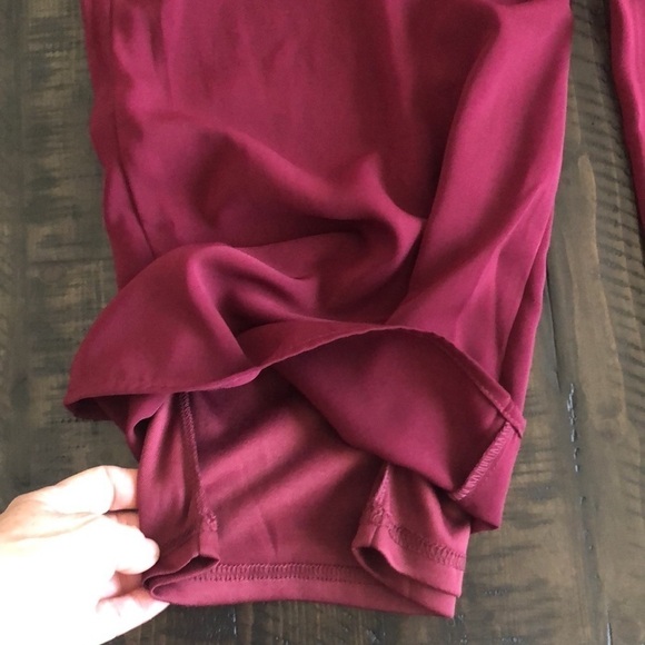 NEW L’Atiste by Amy Burgundy Wide Leg Jumpsuit Cutouts Halter Fully Lined Size S - Picture 12 of 16